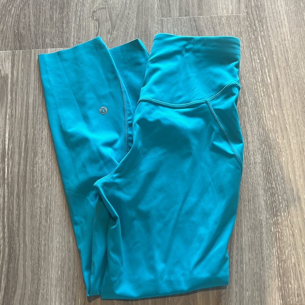 Lululemon Blue High-Rise Crop Leggings